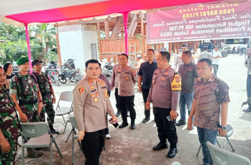  Kapolres Batu Bara Pantau Rekapitulasi Suara Pilkada 2024 di Kecamatan Air Putih