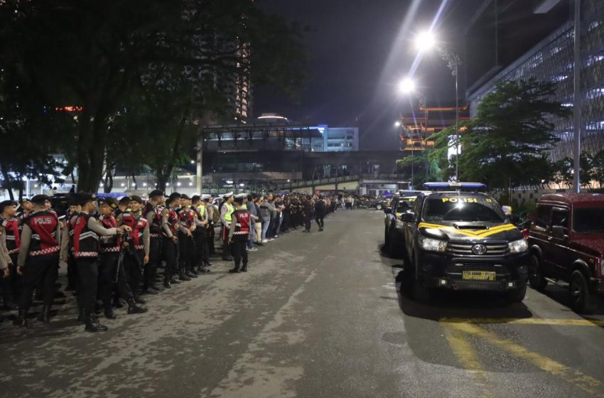  Pasukan Terlatih Polrestabes Medan Patroli Malam dan Dinihari