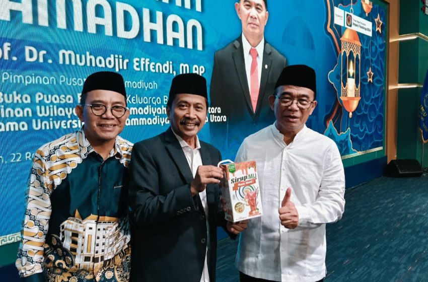  Penasehat Presiden Menerima Produk SyirupMU, Putrama Alkhairi : Kebangkitan Ekonomi Umat Lahir dari Desa