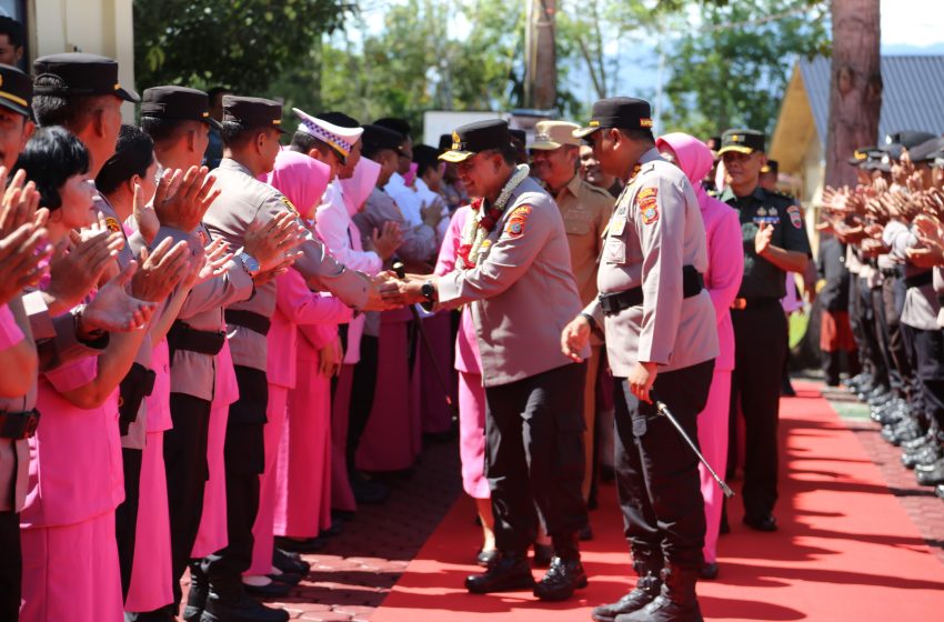  Kapoldasu Kunjungi Polres Tapsel dan Polres Madina