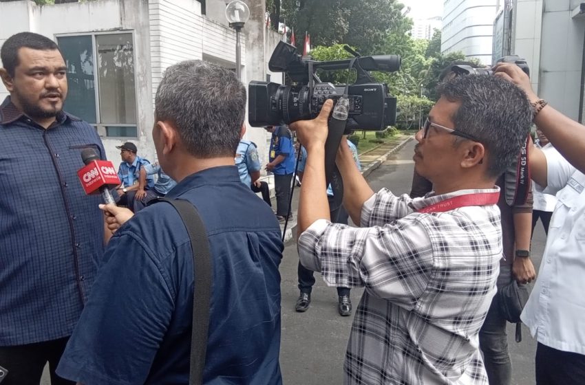  Massa Petani Demo ke DPRD Sumut, Desak  Kejaksaan Usut Tuntas Seluruh Komisaris dan Direksi PTPN 2 