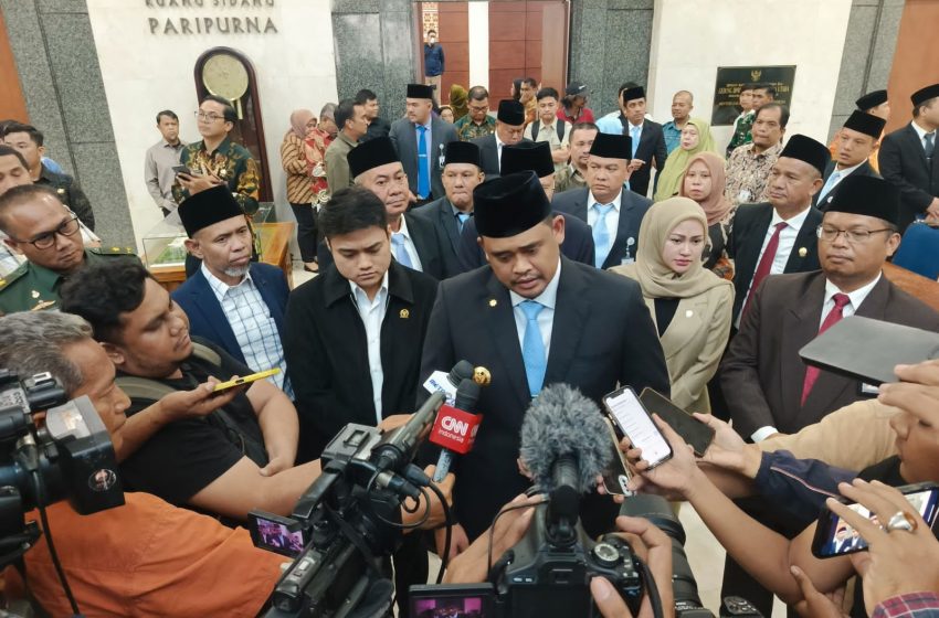  Erni ‘Pasang Badan’ di Depan Bobby, Ketua DPRD Sumut : Nanti Komisi E, Saya yang Tanggung Jawab
