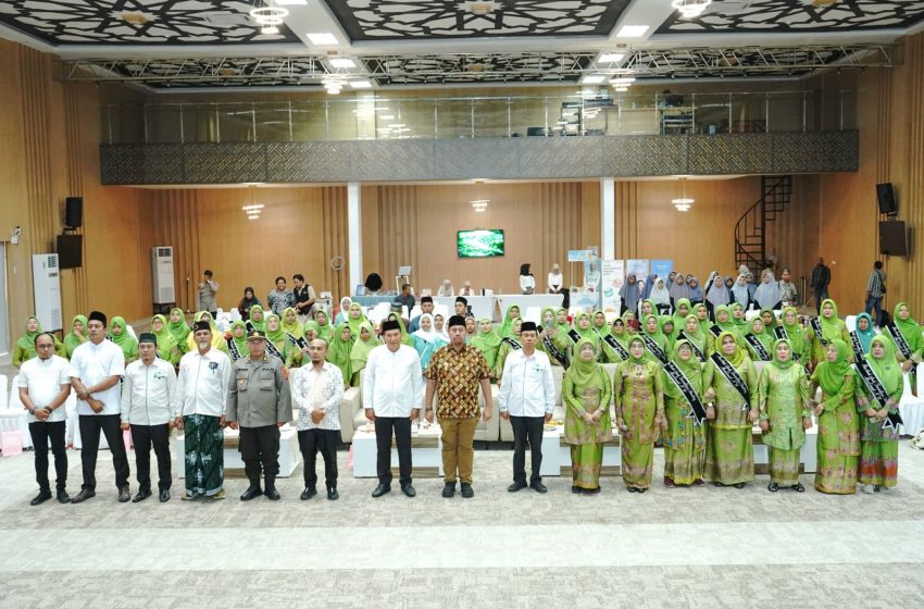  Bupati Batu Bara Hadiri Pengukuhan Ibu Asuh Anak Terindikasi Stunting
