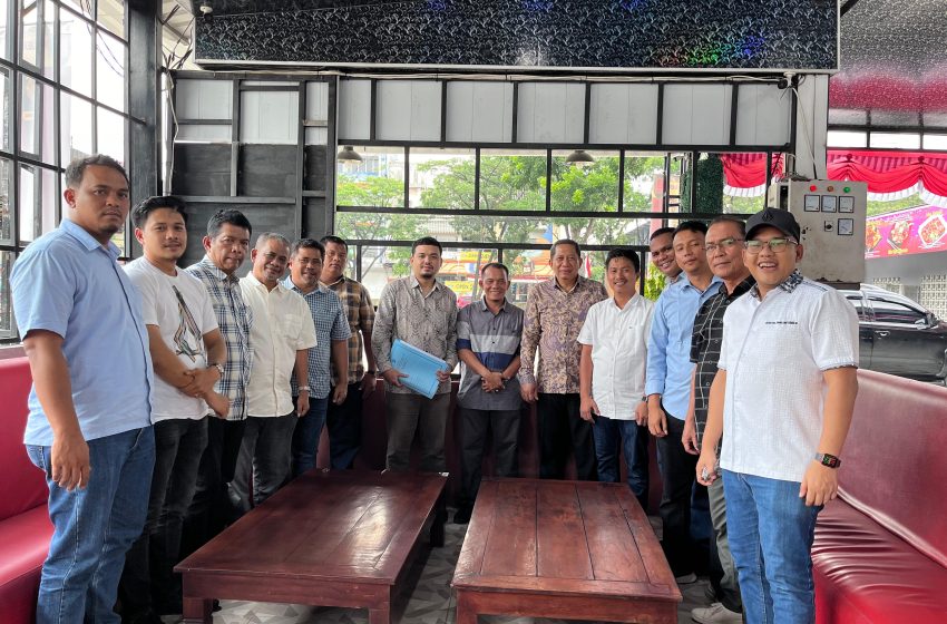  Terkait Pakai P-APBD Belum Disahkan, Anggota DPRD Tapteng Laporkan Bupati Masinton ke Kejatisu  