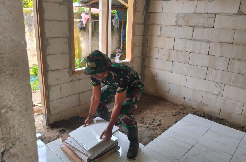  Bahagia Terlihat, Rumah Syafaruddin Kini Berkeramik Berkat TMMD 126 Kodim 0201 Medan