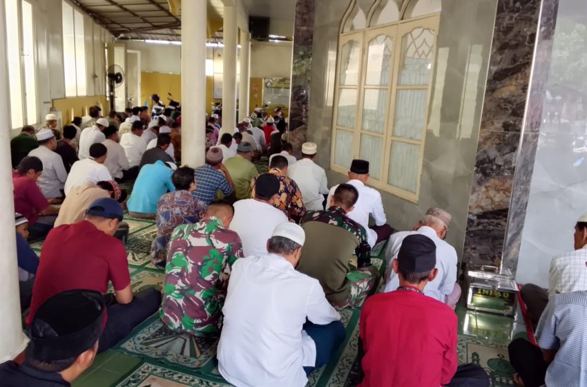  TMMD 126 Kodim 0201 Medan Tunjukkan Harmoni Lewat Ibadah Jumat Bersama Masyarakat