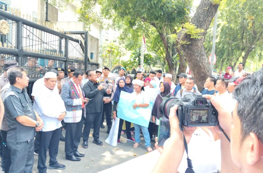  Legislator PKS Abdul Rahim Siregar : Hentikan Sementara Aktifitas PT TPL
