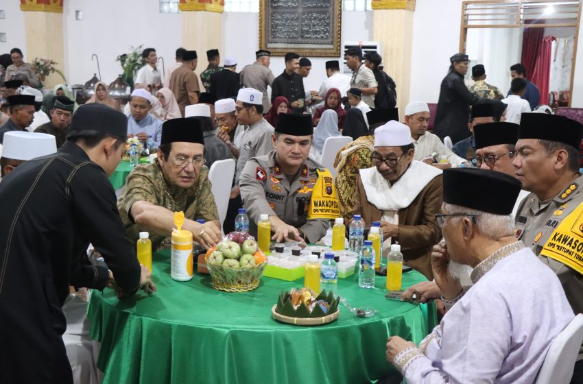  Safari Ramadhan Polda Sumut di Pesantren Al Kautsar, Wakapolda dan Kapolrestabes Medan Pererat Silaturahmi dengan Ulama