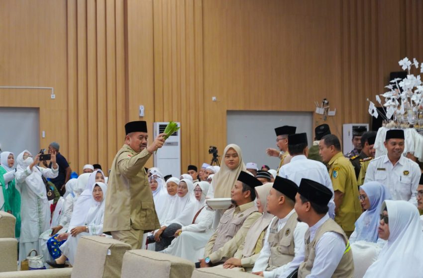  Bupati Batu Bara Tepung Tawari Jemaah Calon Haji 1447 H
