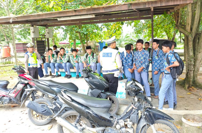  Satlantas Polres Batu Bara Gelar “Polantas Menyapa”, Ajak Masyarakat Tertib Berlalu Lintas