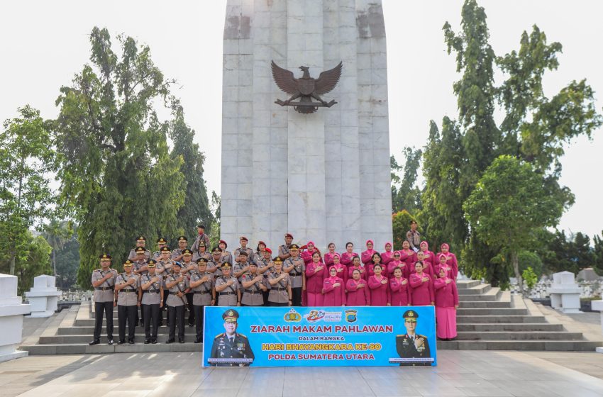  Sambut HUT Bhayangkara ke-80, Polda Sumut Ziarah ke TMP Medan
