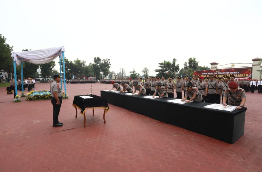  Kapolda Sumut Pimpin Sertijab 24 Pejabat Utama dan Kapolres, Tekankan Integritas serta Pelayanan Terbaik untuk Masyarakat