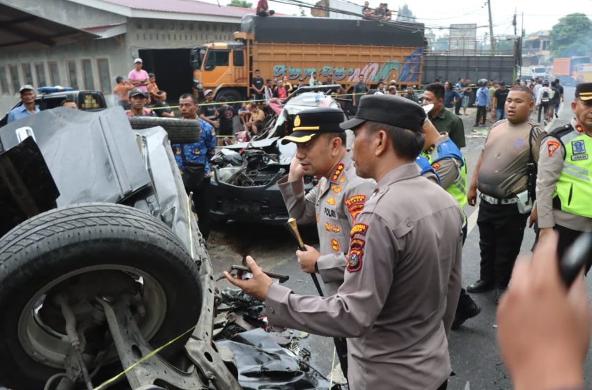  Tabrakan Beruntun di Sibolangit, Polisi Bergerak Cepat Evakuasi Korban dan Pulihkan Arus Lalu Lintas