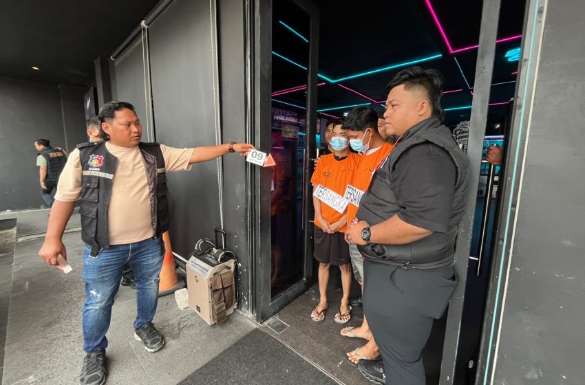  Polisi Ringkus Bandar Vape Narkoba di THM Helen’s Night Mart Medan 