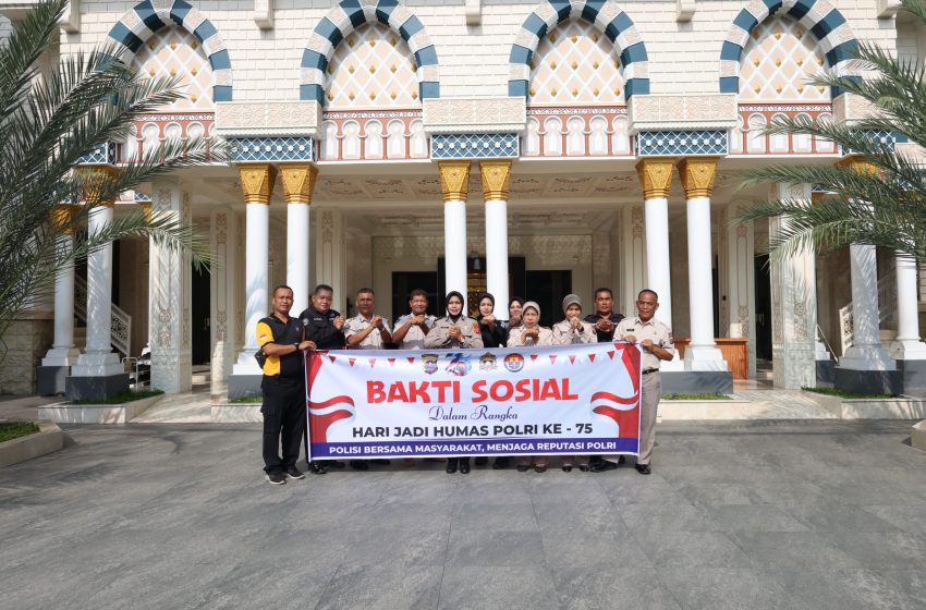  Sambut Hari Jadi Humas Polri ke-75, Bid Humas Polda Sumut Gelar Bakti Sosial Bersihkan Rumah Ibadah