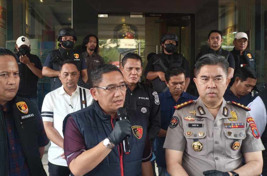  Polda Sumut Ringkus Dua Pelaku Pembunuhan Gunakan Pistol Cambat Pindad di Limau Mukur 
