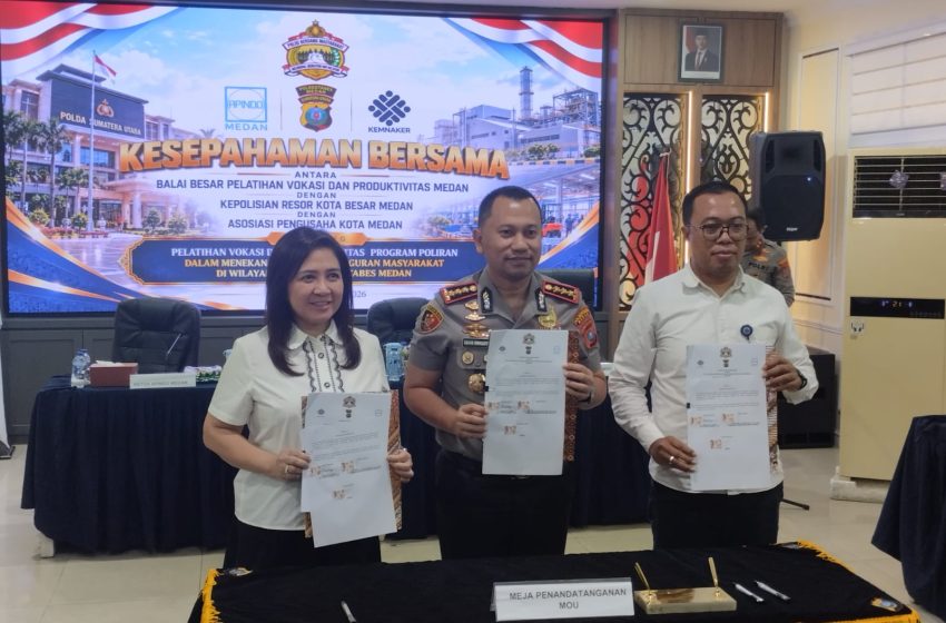  Antusiasme Masyarakat Tinggi, Kapolrestabes Medan Perkuat Program Poliran